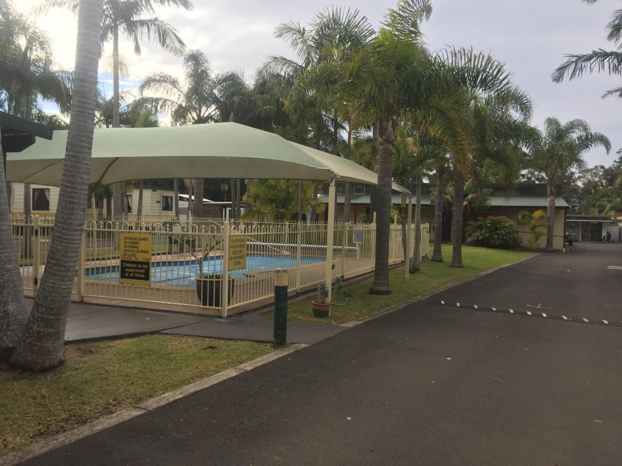 Sussex Palms Holiday Park Sussex Inlet Exterior foto